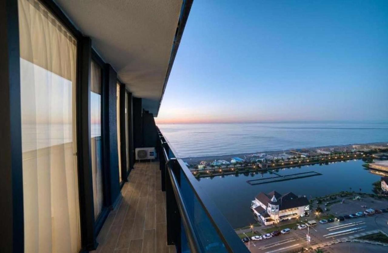 Orbi City Apartments Batumi Eksteriør billede